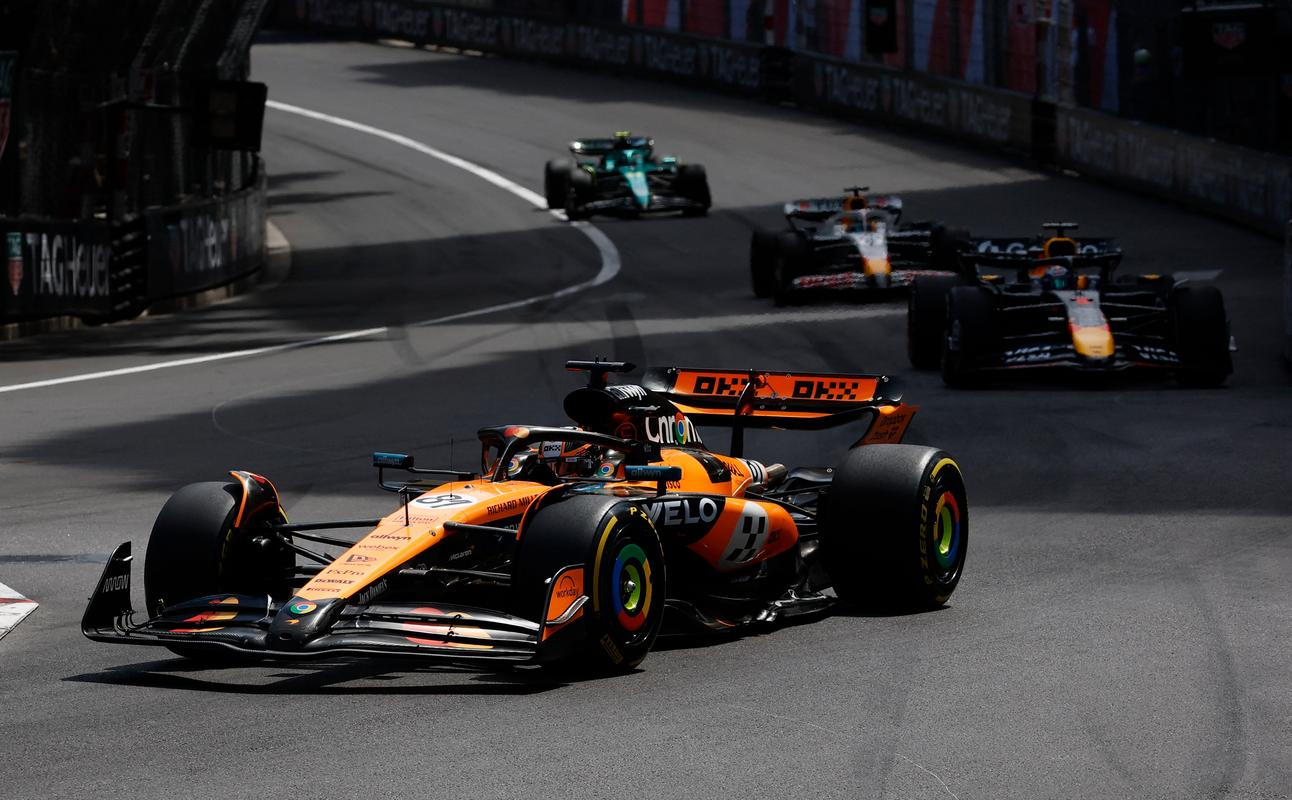 哈斯车队横扫红牛二队，佩雷兹关键制胜